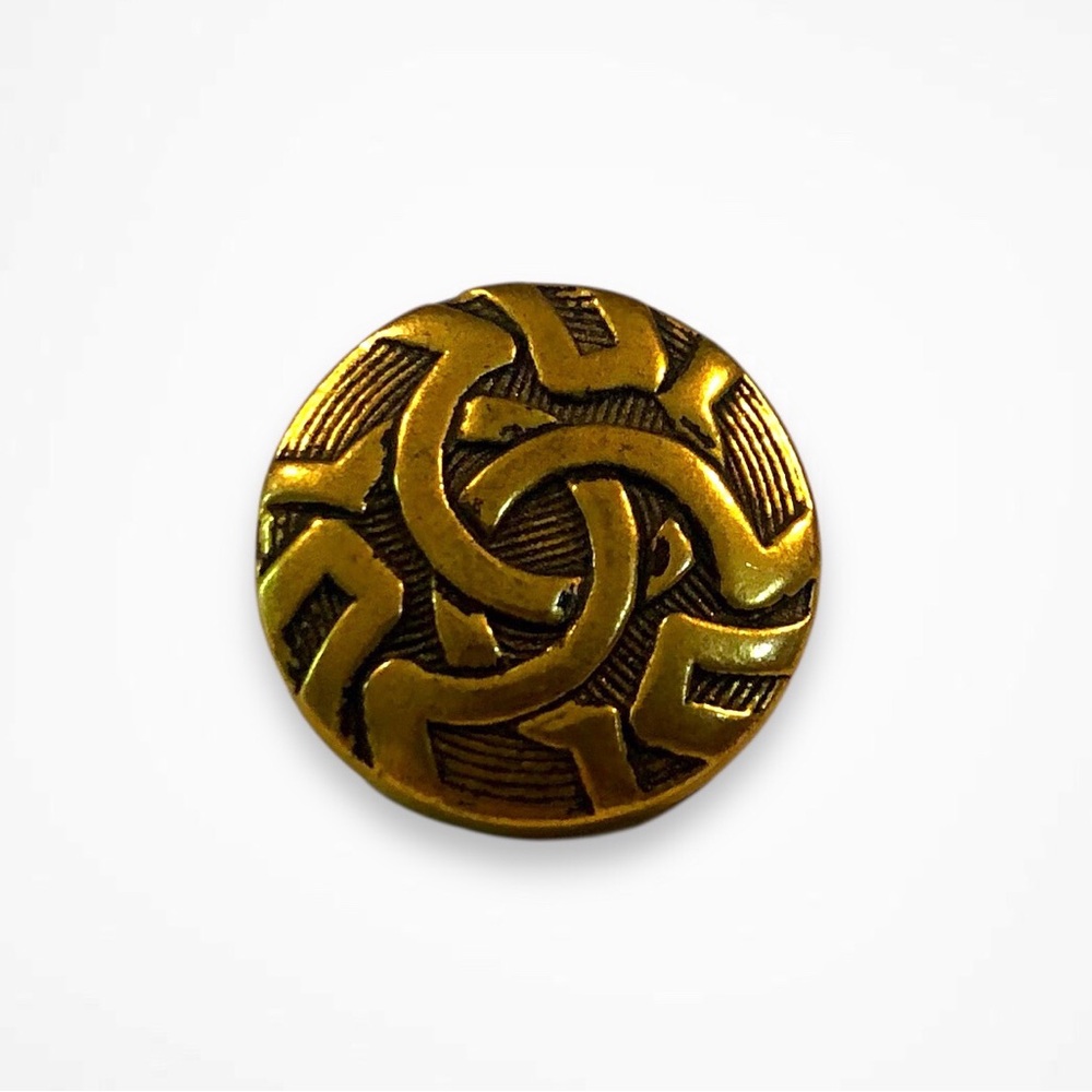 Vintage Mini Celtic Gold Tone Circle Of Life Brooch Pin - Picture 1 of 3